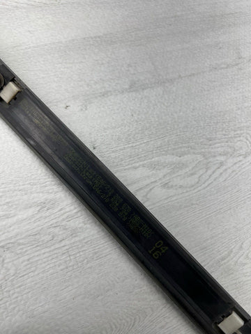 BMW 01-06 E46 M3 FRONT RIGHT DOOR TRIM MOLDING 8208670