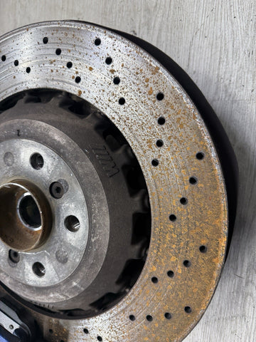 BMW 13-16 F10 M5 REAR RIGHT KNUCKLE HUB SPINDLE + ROTOR + CALIPER 34212284434