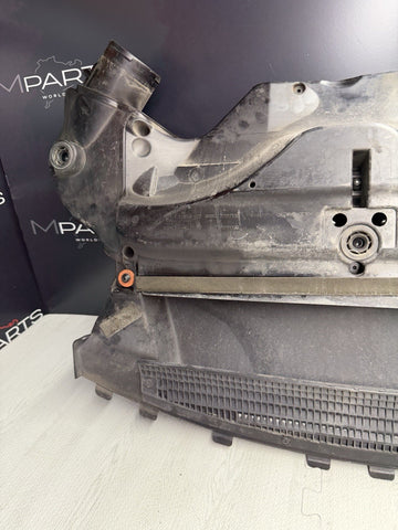 2014-2019 BMW F85 X5M Engine Air Intake Filter Box Housing 7638564 OEM