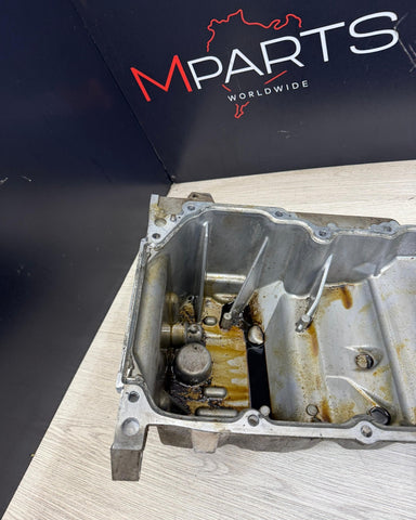 2023-2024 Ford Mustang 2.3 EcoBoost ENGINE MOTOR OIL PAN FOMOCO OEM PR3E-6676-AA