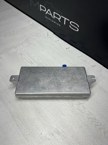 OEM BMW F22 F30 F32 F10 F02 F80 F82 M4 Rear View Backup Camera Control Module