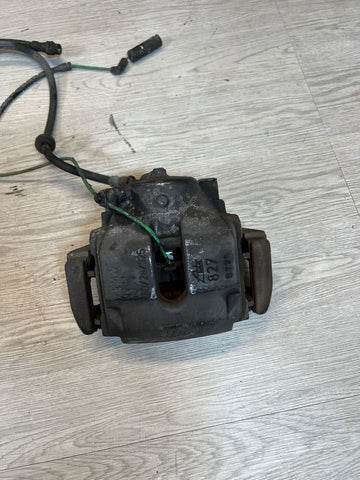 01-06 E46 M3 Front Brake Calipers Left Right Pair Set Original