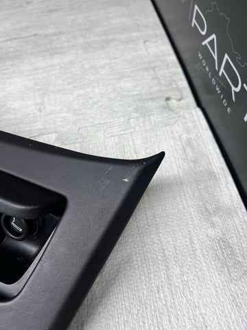 2008 BMW E93 M3 MANUAL CCC LEATHER CENTER CONSOLE TRIM
