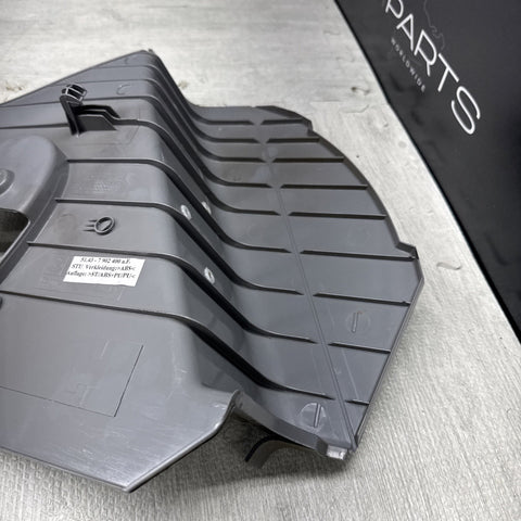 01-06 BMW E46 M3 GREY GRAY DEAD PEDAL KICK PANEL COVER 7902400