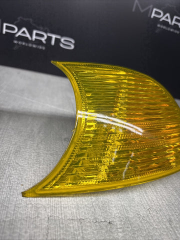 02-06 BMW E46 325 328 M3 Corner Lights Lamps Yellow Film 6919651 6919652
