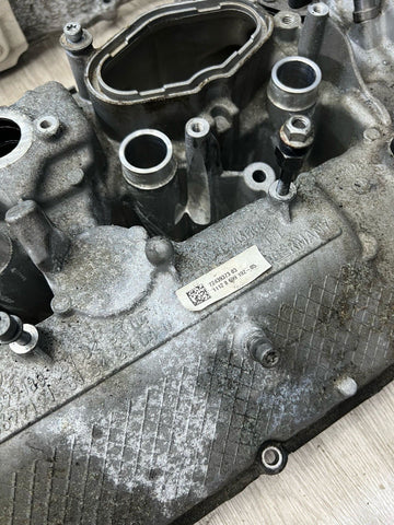 9845961 Cylinder Head Valve Covers OEM BMW X6 M F96 XM G09 S68