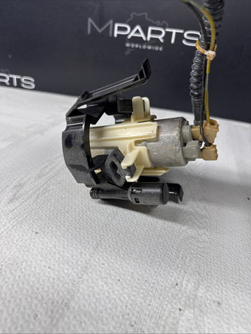 2000-2003 BMW E39 M5 Fuel Pump OEM 16146752371