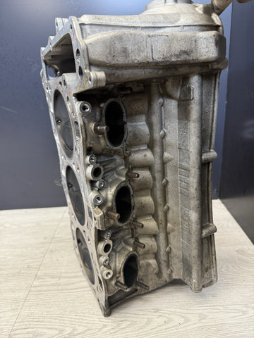 14-16 PORSCHE 911 991 GT3 3.8L MA1.75 RIGHT ENGINE MOTOR CYLINDER HEAD