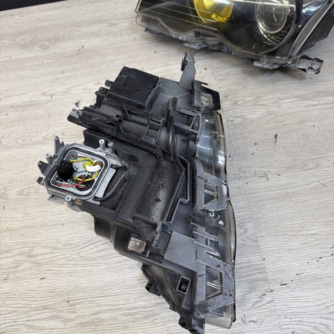 02-06 BMW E46 M3 OEM ORIGINAL Bi Xenon Headlights *Notes*
