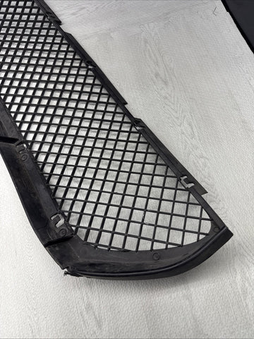 Genuine 01-06 BMW E46 M3 Front Center Bumper Grille Cover Trim *1 Small Crack
