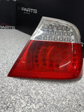 01-06 E46 BMW 330 M3 CONVERTIBLE REAR LED TAIL LIGHT RIGHT 6937454 *BAD LEDS