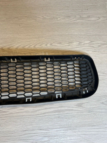 08-13 BMW E90 E92 E93 M3 FRONT BUMPER LOWER CENTER GRILLE OEM 51117900764