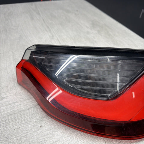 BMW 4 Coupe 20-24 G22 G82 M4 430 Rear Right pass Taillight 7477606 63217477606