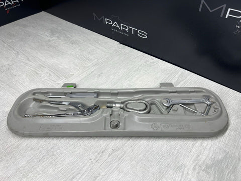 Genuine BMW E36 3 Series M3 Plastic Toolkit Tray 1182033