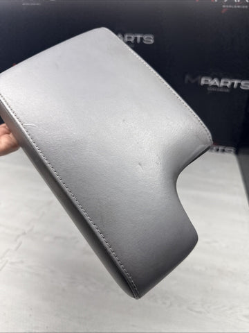01-06 BMW E46 M3 Center Console Armrest Arm Rest Dove Grey Leather Top Only