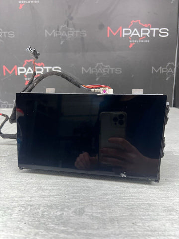 19-24 AUDI A8 S8 Q8 RSQ8 LAMBORGHINI URUS TOUCH SCREEN DISPLAY 8.6" OEM *CRACK