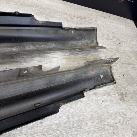 08-13 BMW E92 E93 M3 OEM Right Left Passenger Side Skirt Rocker Panels White