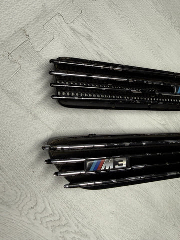 01-06 BMW E46 M3 Left Right Fender Vent Grilles Grills Trims Chrome Genuine OEM