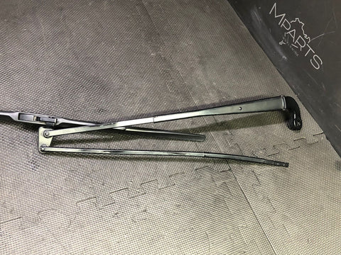 Pair Front Left Right Windshield Wiper Arms Blades 19-23 Ferrari F8 Tributo