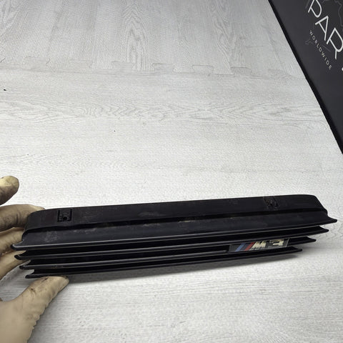 01-06 BMW E46 M3 Fender Vent Passenger Grill Trim Genuine OEM Painted Black