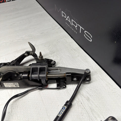 01-06 BMW E46 325 330 M3 - Convertible Top Latches Motors  - 7031361 7031362 OEM
