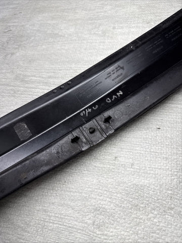 BMW E46 M3 01-06 Cabin Filter Cover Lid Carbon Fiber *Lifting Carbon*