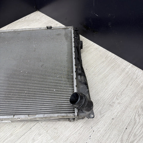 08-13 BMW E90 E92 E93 M3 S65 MAIN ENGINE COOLING RADIATOR CONDENSER ASSEMBLY OEM