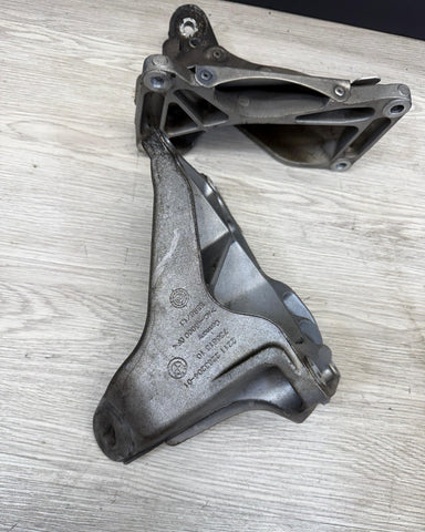 08–13 BMW M3 E92 Engine Support Bracket Mount Left+Right OEM 2283203 / 2283204