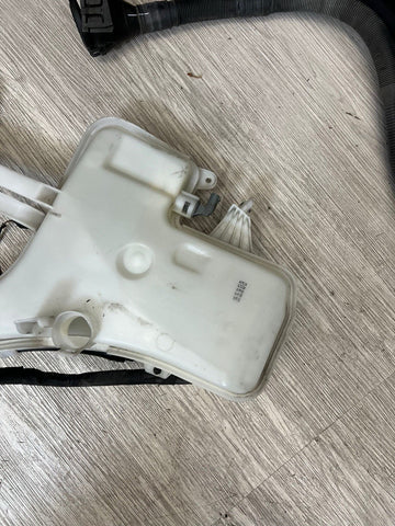 08-13 BMW E92 E93 M3 FRONT WINDSHIELD WASHER FLUID RESERVOIR TANK OEM