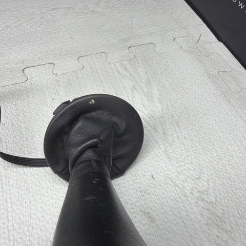 06-10 BMW E60 E63 E64 M5 M6 SMG Transmission Shift Knob & Boot 7898248