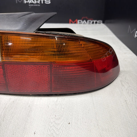 98-02 BMW Z3M Z3 M Convertible Roadster Right Rear Tail Light OEM *Scratches