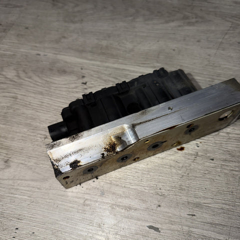BMW S54 E46 M3 VANOS Control Solenoid Valve Block MCU 2001-2006