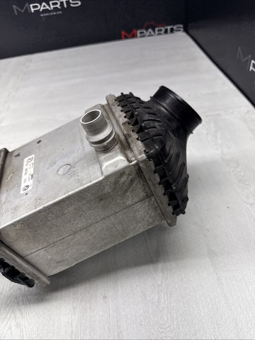 2016-2024 BMW F90 F91 F92 F93 M5 M8 Front Right Inter Cooler Radiator 7852406