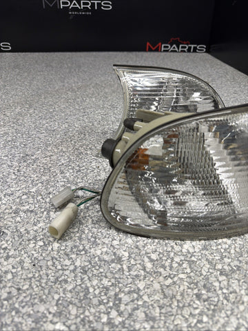 DEPO M3 Clip-On Clear Corner Signal Lights 2001 BMW E46 M3