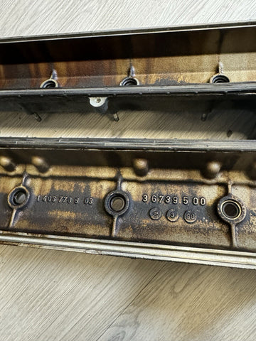 00-03 BMW E39 M5 S62 V8 Engine Valve Covers OEM Left + Right 1406781 1406778