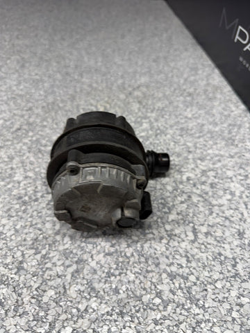 14-21 BMW F23 F22 F30 F32 F83 Auxiliary Electric Water Pump Engine OEM 8637953