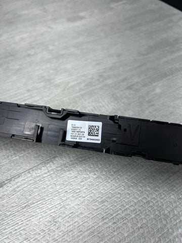 BMW 18-23 F91 F92 F93 M8 Front Stereo Audio Control Switch Assembly OEM