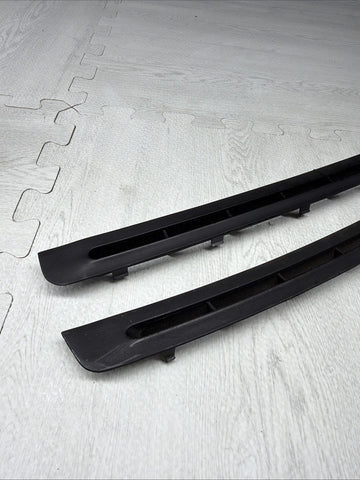 BMW E36 DASHBOARD DEFROSTER NOOZLE COVER LEFT / RIGHT OEM 1977224 1977223