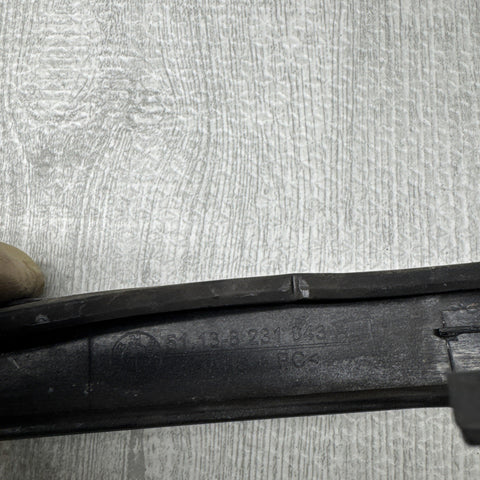 BMW E46 M3 01-06 FRONT LEFT HEADLIGHT MOLDING Silver Gray Washers   *Notes*