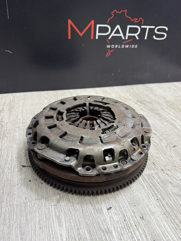 01-06 BMW E46 M3 FLYWHEEL CLUTCH PRESSURE PLATE KIT OEM LUK 8.99MM THICKNESS