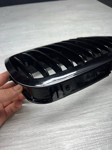 BMW 01-06 E46 M3 Front Kidney Grilles Gloss Black Set