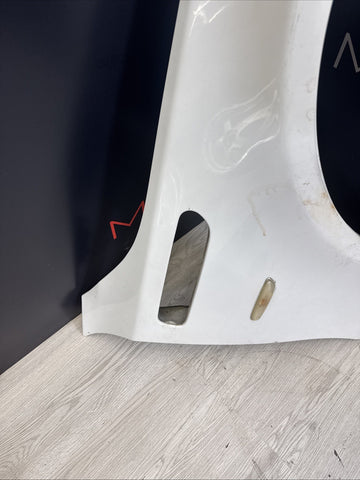 BMW E60 M5 06-10 Passenger Right Fender White *Notes*