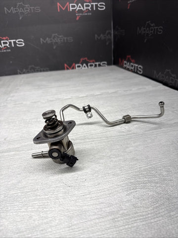 Porsche 911 991.2 GT3 2018 4.0L High Pressure Fuel Pump 9A111031595 OEM