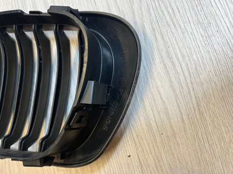 01-06 BMW E46 M3 Front Kidney Grilles Matte Black