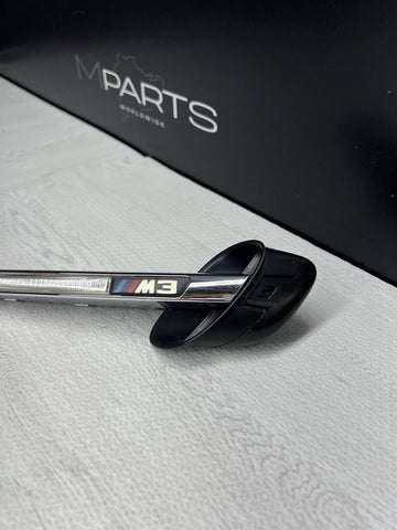 08-13 BMW E92 E93 M3 Front Fender Grille Right Passenger Side Marker Light