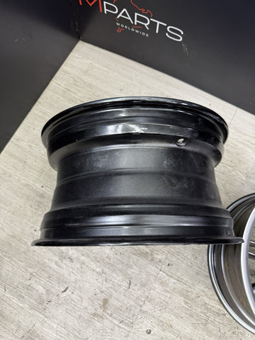 OEM / REFINISHED BMW E39 M5 18” Style 65 Genuine Wheels Rims 18x8 18x9 2228950