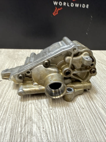 15-20 OEM BMW F80 F82 F83 M3 M4 S55 Engine Oil Lubrication Pump