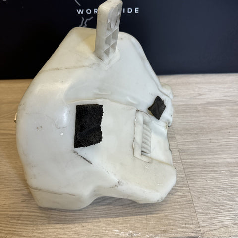 92-99 BMW E36 Z3,320,328 WINDSHIELD WASHER FLUID TANK RESERVOIR 5L