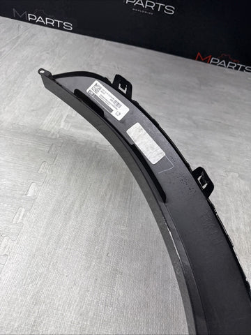 20-25 BMW F96 X6M REAR LEFT QUARTER WHEEL FLARE MOLDING OEM DRAVIT GREY