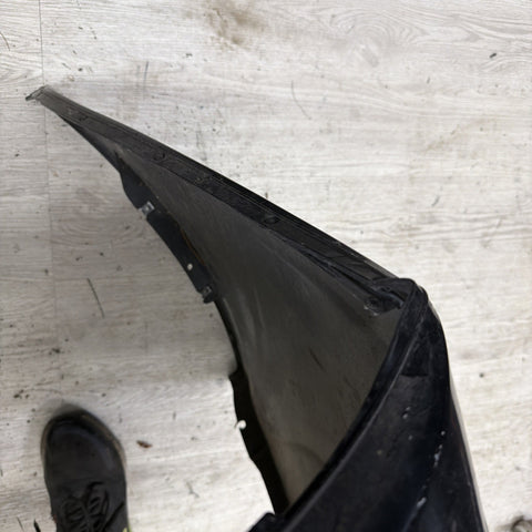 (PICKUP ONLY) 06-10 BMW E63 E64 M6 OEM Rear Bumper Sapphire Black *Bent*